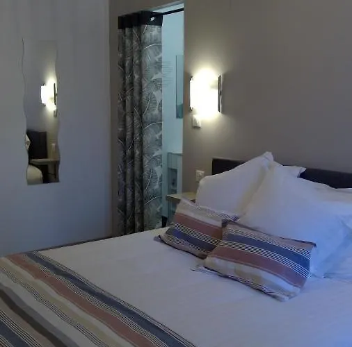 فندق Hotel/restaurant C'vall 3*