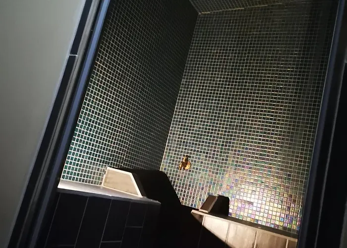 Hotel/restaurant C'vall فندق