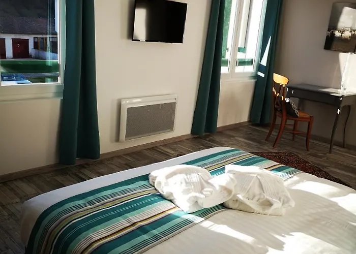 Hotel/restaurant C'vall فندق