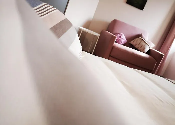 فندق Hotel/restaurant C'vall